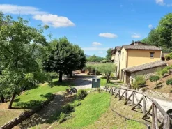 #15016 Struttura ricettiva con centro benessere e campo da golf