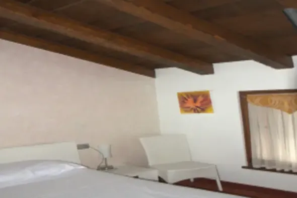 #14761 Struttura ricettiva con ristorante e piscina