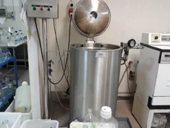 27#3675 Stufa a temperatura variale Biemme e autoclave Cisa