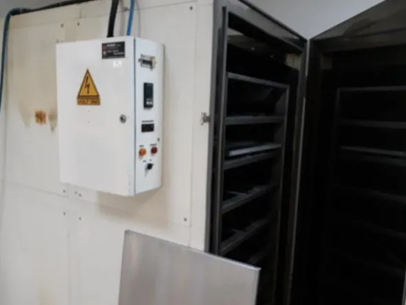 27#3675 Stufa a temperatura variale Biemme e autoclave Cisa