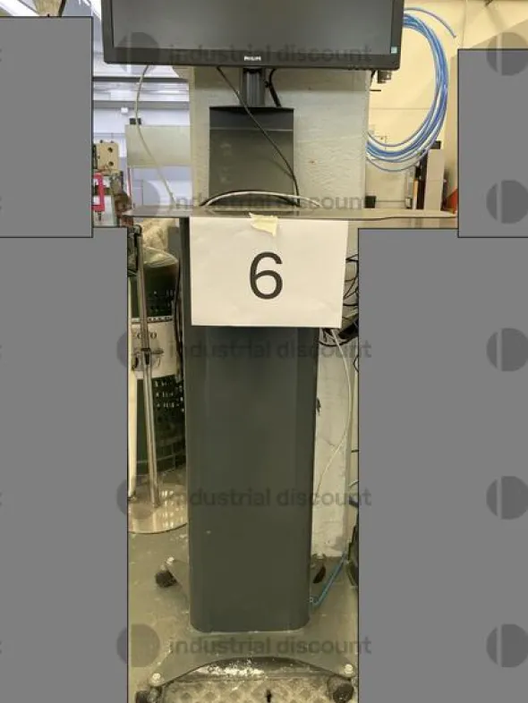 11#9552 Supporti in metallo con ruote