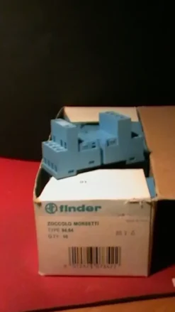Supporto/zoccolo guida DIN per relè 55.32 o 55.34