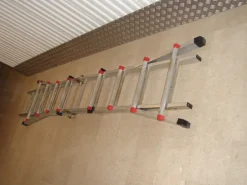 SVELT - scala allungabile in alluminio 9+9