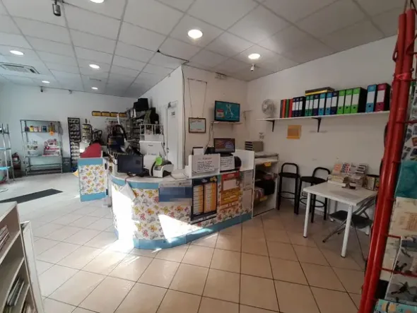 #26040 Tabaccheria con ottimi aggi su strada principale