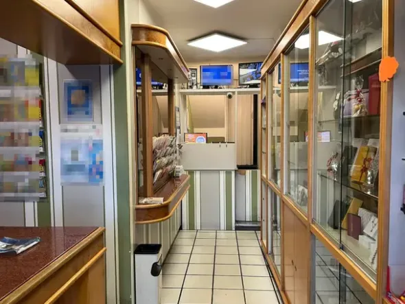 #2519008 Tabaccheria in centro con elevati aggi