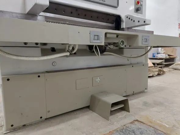 5#8313 Tagliacarte industriale Polar 115