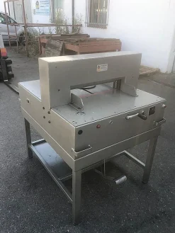 Taglierina elettrica per cartotecnica