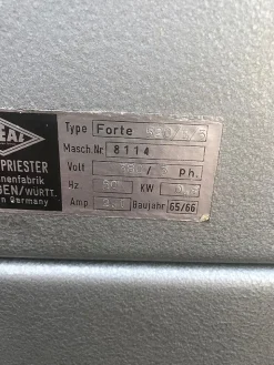 Taglierina elettrica per cartotecnica