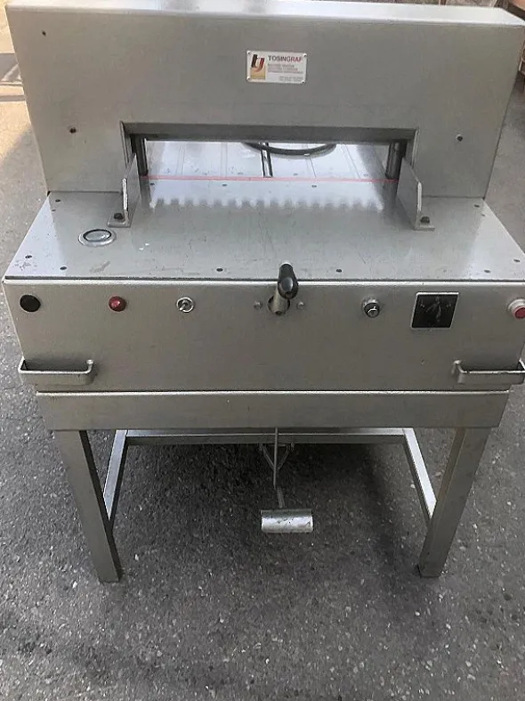 Taglierina elettrica per cartotecnica