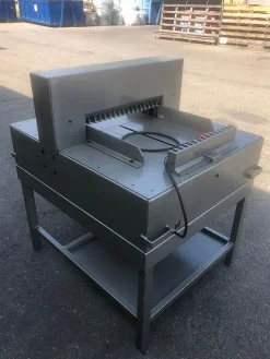 Taglierina elettrica per cartotecnica