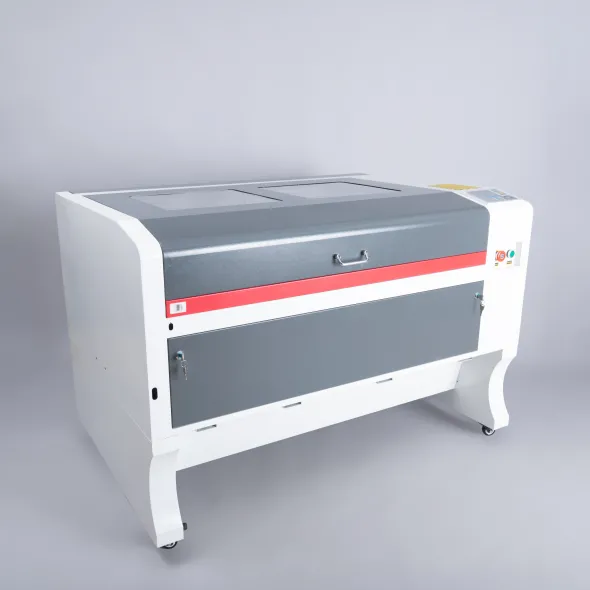 Taglio incisore laser co2 130w legno, plexiglass, etc