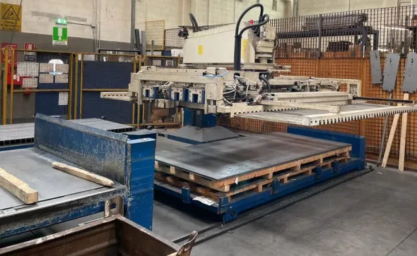 Taglio laser Trumpf Mod Trumatic l 3030 1,8 kw