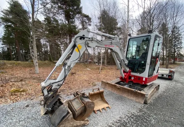 2018 Takeuchi TB225