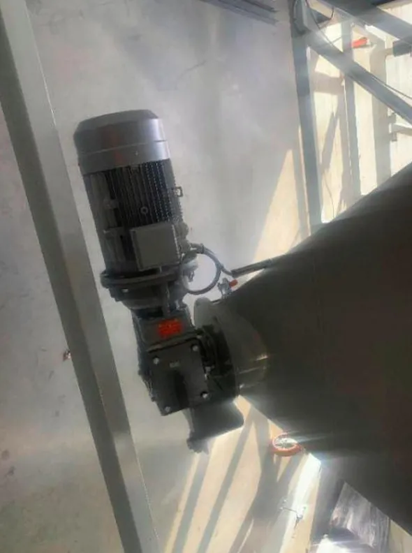 TANKER TRUCK LOADING SYSTEM