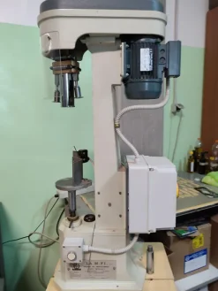tappatrice semiautomatica a due rulli