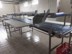 10#79500 Tavoli da lavoro meccanizzati