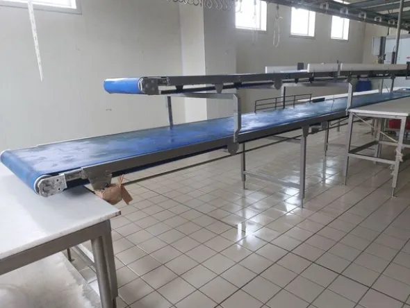 10#79500 Tavoli da lavoro meccanizzati