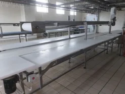 10#79500 Tavoli da lavoro meccanizzati