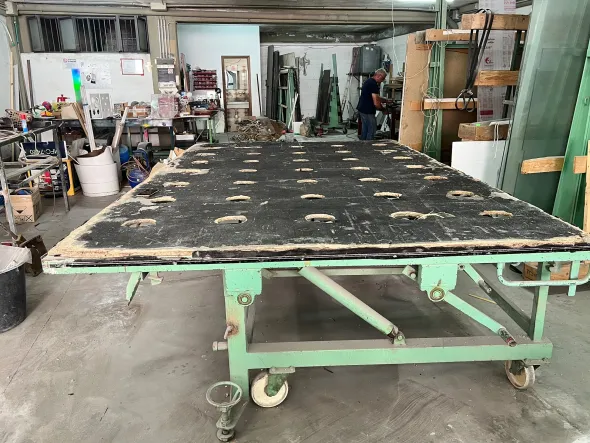 Tavolo da taglio per vetro (usato) 3x2m