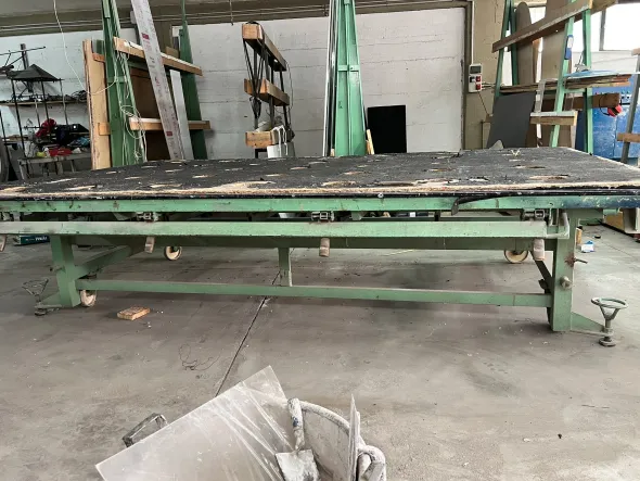 Tavolo da taglio per vetro (usato) 3x2m