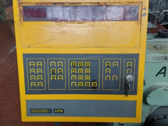 7#7579 Telai di tessitura Mazzini