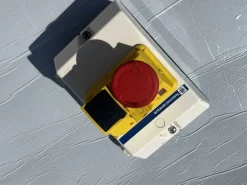TELEMECANIQUE Interruttore protezione motore trifase