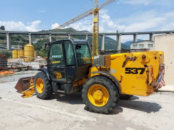 5#7766 Telescopico JCB