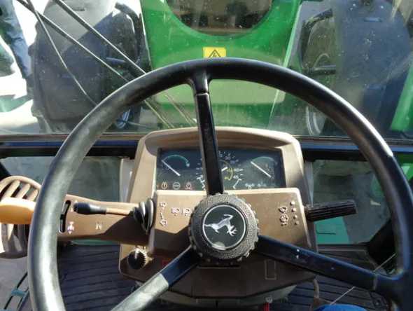 29#5085 Telescopico John Deere