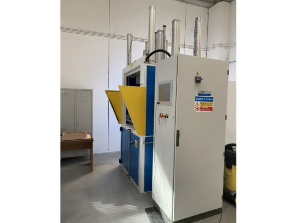 Termoformatrice Labroforma Pneumatica 1000x800x500 mm