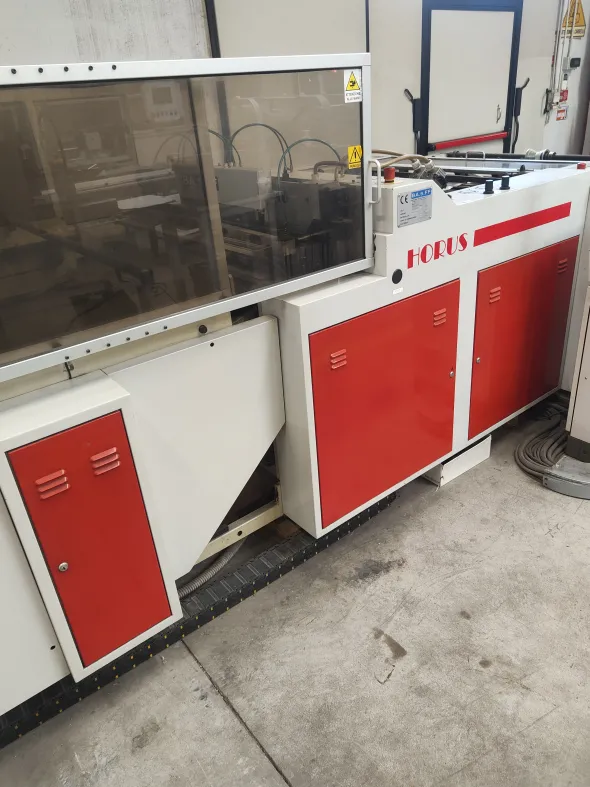 TERMOSALDATRICE AUTOMATICA