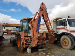 55#4479 Terna gommata Hitachi