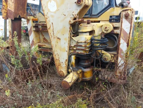 1#7975 Terna gommata Palazzani e Sollevatore con forche Manitou