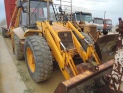 16#2100 Terna JCB 4CX