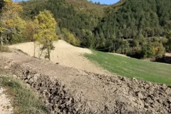 #19969 Terreni agricoli con fabbricati rurali da ristrutturare