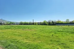 #23510 Terreni agricoli di 105.216 mq