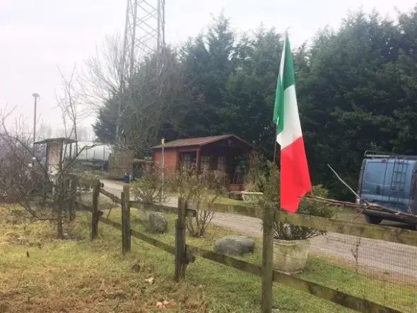 #19914 Terreno agricolo con abitazione e servizi