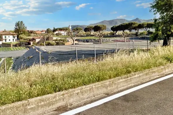 #24371 Terreno agricolo con pozzo di attingimento