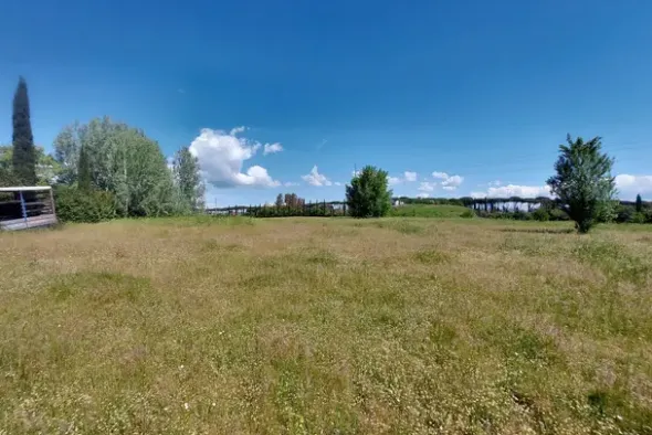 #23485 Terreno agricolo di 31.895 mq