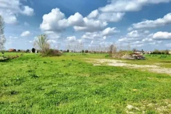 #23392 Terreno agricolo e residenziale di 10.978 mq
