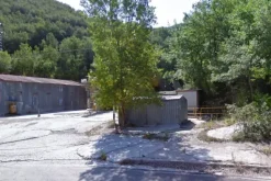 #4769 Terreno di 6.054 mq con capannone