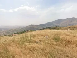 #2537097 Terreno di 1.801 mq in parte edificabile