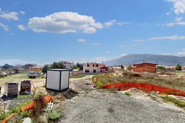 #22835 Terreno edificabile a destinazione residenziale