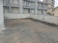 #14605 Terreno edificabile con edificio residenziale in costruzione