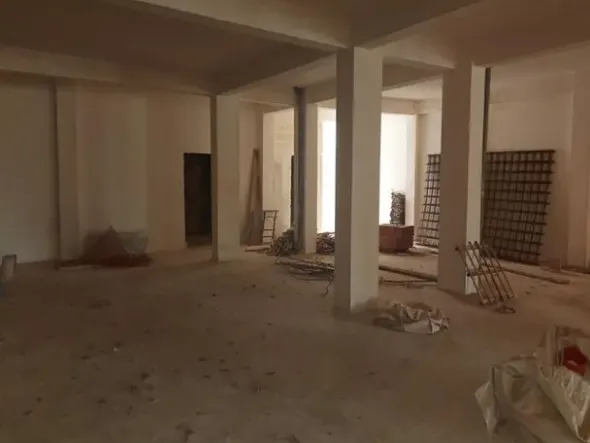 #14605 Terreno edificabile con edificio residenziale in costruzione