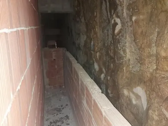 #14605 Terreno edificabile con edificio residenziale in costruzione