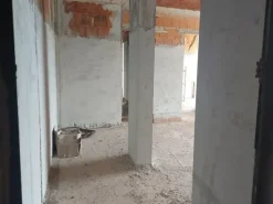 #14605 Terreno edificabile con edificio residenziale in costruzione