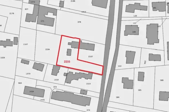 #20199 Terreno edificabile con fabbricati rurali da demolire