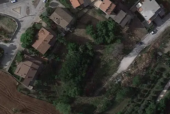 #19080 Terreno edificabile di 2170 mq