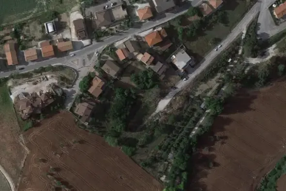 #19080 Terreno edificabile di 2170 mq