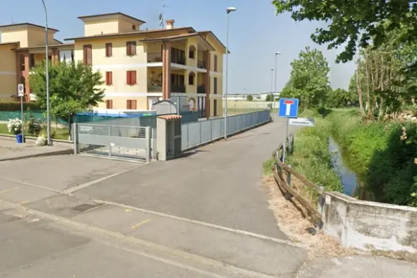 #23217 Terreno edificabile residenziale con pertinenze